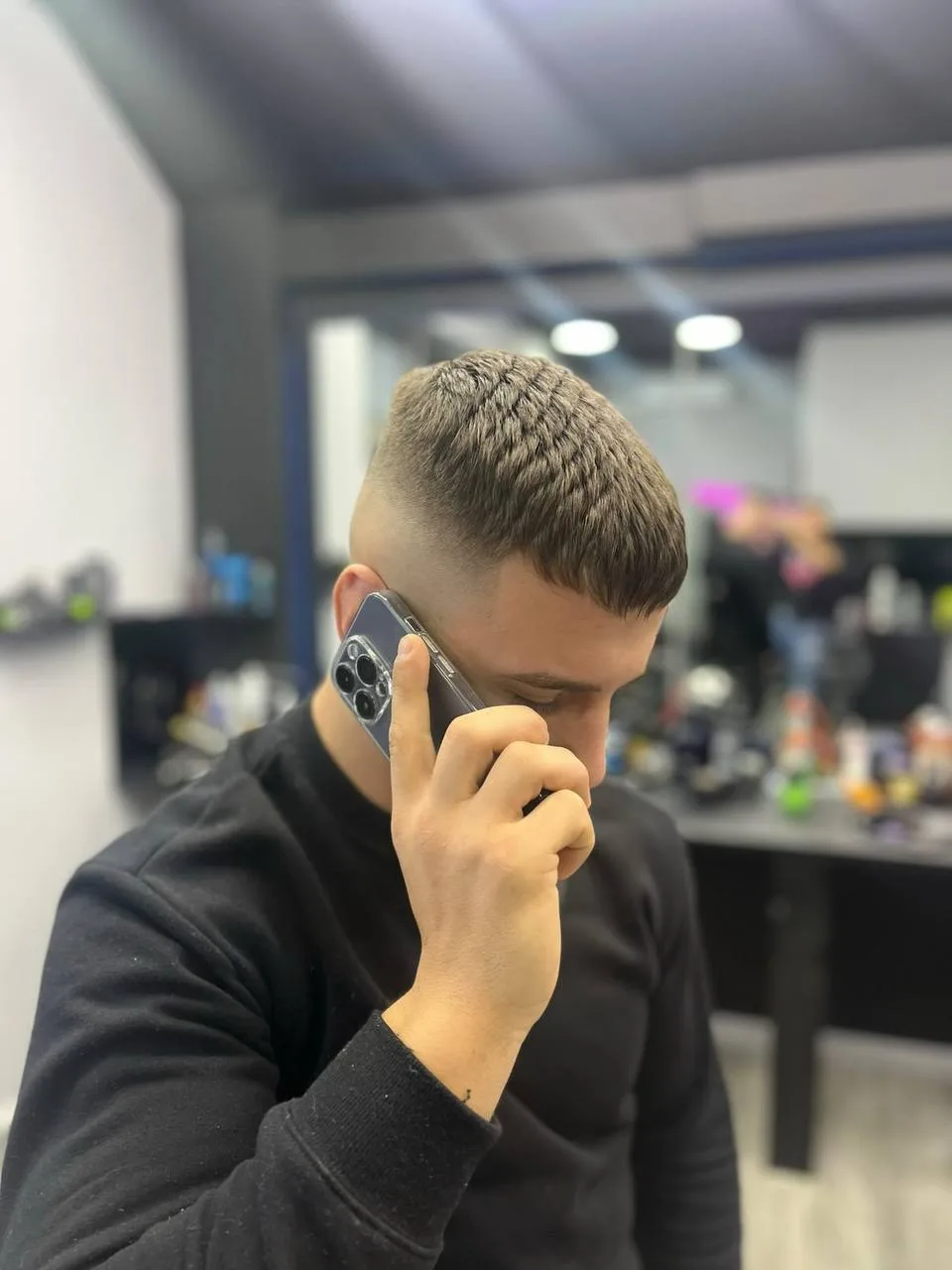 Barber Koszalin — precyzyjne cięcie Fresh Cartel
